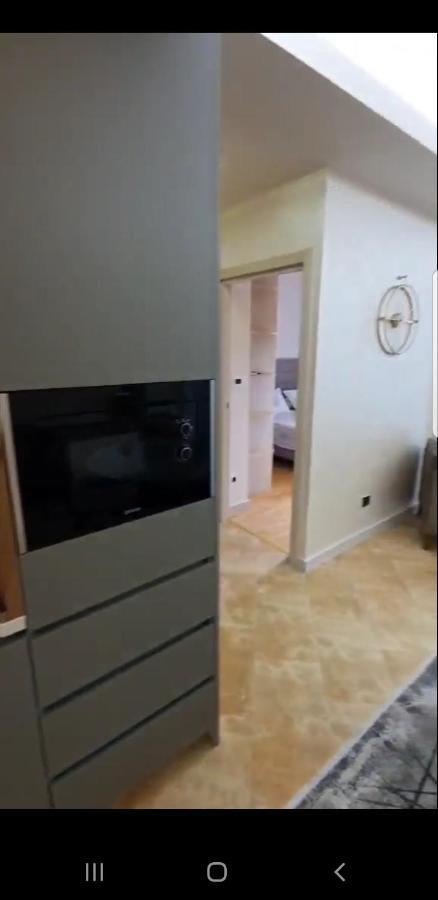 Apartment Sa Garaznim Mjestom *