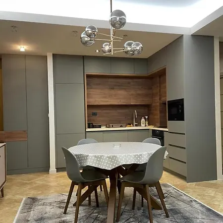 Apartman Budva Sa Garaznim Mjestom Exterior photo